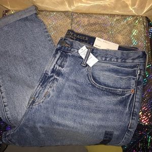 AMERICAN EAGLE JEANS SIZE 18/20